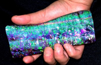 Large opal Speciman